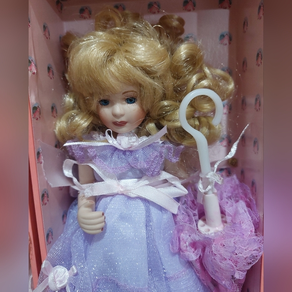 Vintage Cypress Gardens Florida Collectible Doll Dresses Accessories, & Case GUC - Picture 2 of 12